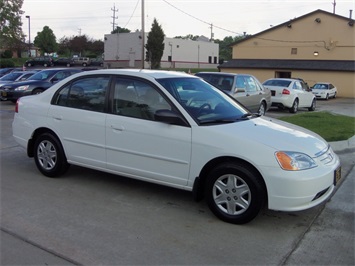 2003 Honda Civic LX   - Photo 1 - Cincinnati, OH 45255