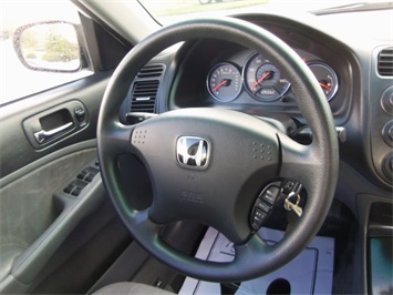 2003 Honda Civic LX   - Photo 17 - Cincinnati, OH 45255