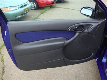 2002 Ford Focus SVT   - Photo 21 - Cincinnati, OH 45255