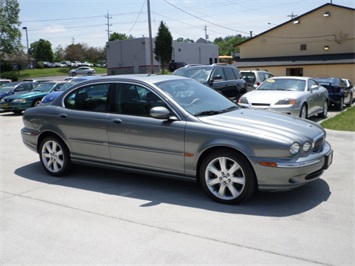 2003 Jaguar X-Type 3.0   - Photo 1 - Cincinnati, OH 45255