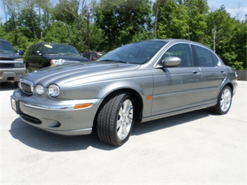 2003 Jaguar X-Type 3.0   - Photo 11 - Cincinnati, OH 45255