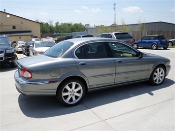 2003 Jaguar X-Type 3.0   - Photo 6 - Cincinnati, OH 45255