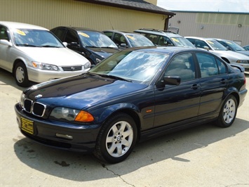 2001 BMW 325i   - Photo 3 - Cincinnati, OH 45255