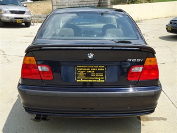 2001 BMW 325i   - Photo 5 - Cincinnati, OH 45255