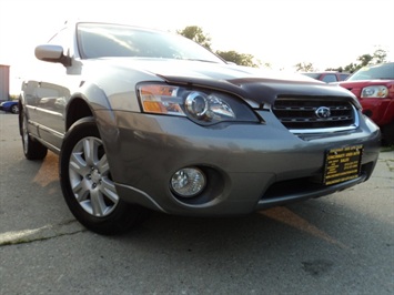 2005 Subaru Outback Limited   - Photo 10 - Cincinnati, OH 45255