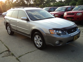 2005 Subaru Outback Limited   - Photo 1 - Cincinnati, OH 45255