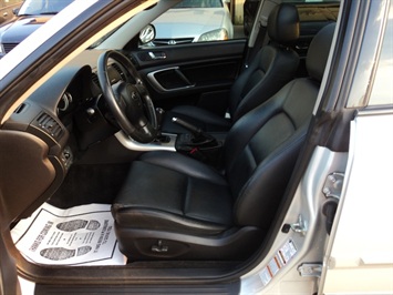 2005 Subaru Outback Limited   - Photo 14 - Cincinnati, OH 45255