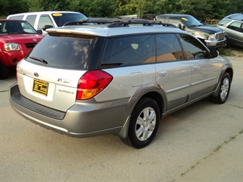 2005 Subaru Outback Limited   - Photo 6 - Cincinnati, OH 45255