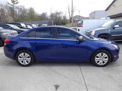 2012 Chevrolet Cruze LS  Ecotec 1.8L I4 FWD - Photo 5 - Cincinnati, OH 45255