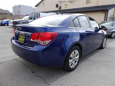 2012 Chevrolet Cruze LS  Ecotec 1.8L I4 FWD - Photo 6 - Cincinnati, OH 45255