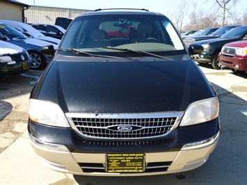 2000 Ford Windstar Vans Limited   - Photo 2 - Cincinnati, OH 45255