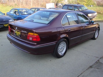 1998 BMW 528i   - Photo 6 - Cincinnati, OH 45255