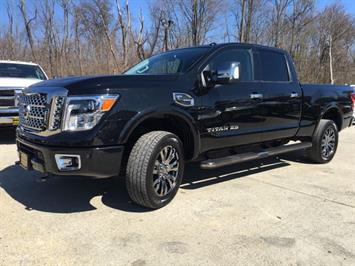 2016 Nissan Titan XD Platinum Reserve   - Photo 11 - Cincinnati, OH 45255