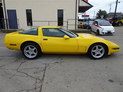 1994 Chevrolet Corvette   - Photo 3 - Cincinnati, OH 45255