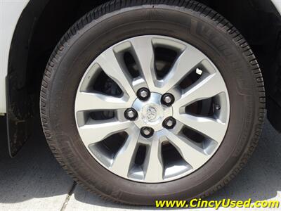 2012 Toyota Tundra Limited   - Photo 37 - Cincinnati, OH 45255