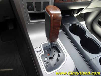 2012 Toyota Tundra Limited   - Photo 17 - Cincinnati, OH 45255