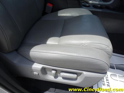 2012 Toyota Tundra Limited   - Photo 32 - Cincinnati, OH 45255
