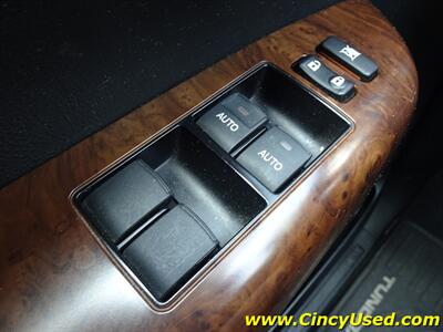 2012 Toyota Tundra Limited   - Photo 24 - Cincinnati, OH 45255