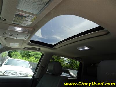 2012 Toyota Tundra Limited   - Photo 29 - Cincinnati, OH 45255