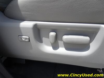 2012 Toyota Tundra Limited   - Photo 28 - Cincinnati, OH 45255