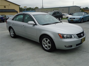 2006 Hyundai Sonata GLS   - Photo 1 - Cincinnati, OH 45255