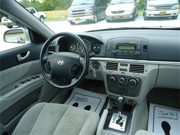 2006 Hyundai Sonata GLS   - Photo 7 - Cincinnati, OH 45255