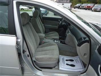 2006 Hyundai Sonata GLS   - Photo 8 - Cincinnati, OH 45255