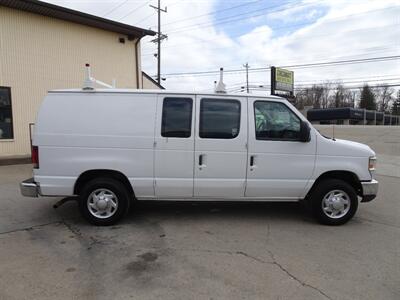 2011 Ford E-Series Cargo E-150   - Photo 3 - Cincinnati, OH 45255