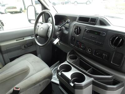 2011 Ford E-Series Cargo E-150   - Photo 9 - Cincinnati, OH 45255