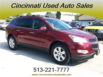 2010 Chevrolet Traverse LT   - Photo 1 - Cincinnati, OH 45255