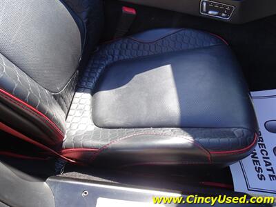 2014 Aston Martin Vanquish Volante - Photo 22 - Cincinnati, OH 45255