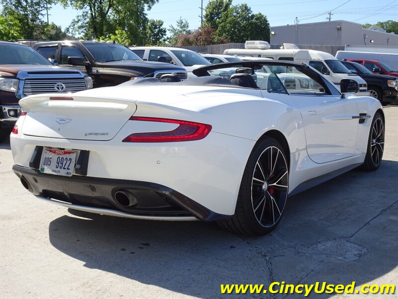 2014 Aston Martin Vanquish Volante - Photo 8 - Cincinnati, OH 45255