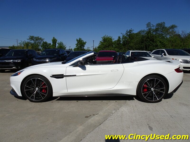 2014 Aston Martin Vanquish Volante - Photo 13 - Cincinnati, OH 45255
