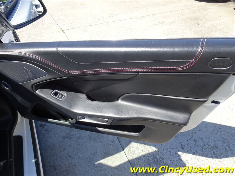 2014 Aston Martin Vanquish Volante - Photo 32 - Cincinnati, OH 45255