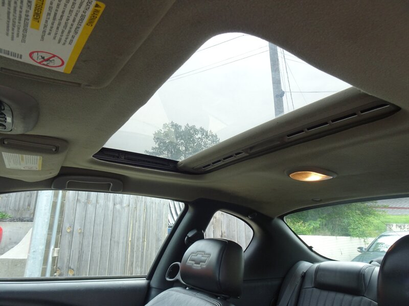 2003 Chevrolet Monte Carlo SS  3.8L V6 FWD - Photo 20 - Cincinnati, OH 45255