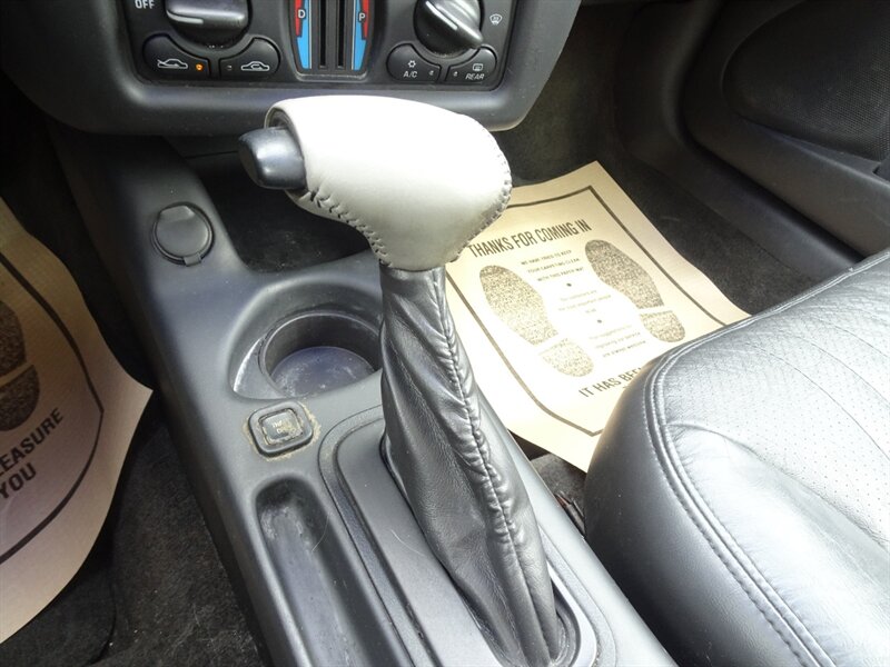 2003 Chevrolet Monte Carlo SS  3.8L V6 FWD - Photo 15 - Cincinnati, OH 45255