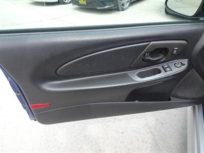 2003 Chevrolet Monte Carlo SS  3.8L V6 FWD - Photo 21 - Cincinnati, OH 45255