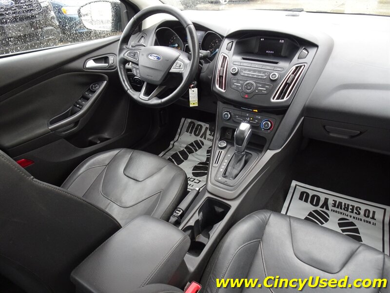 2015 Ford Focus SE   - Photo 15 - Cincinnati, OH 45255