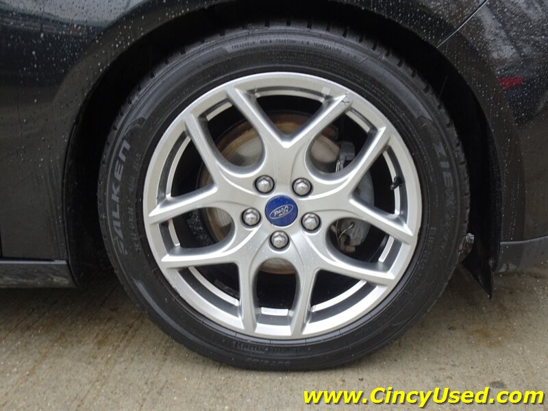 2015 Ford Focus SE   - Photo 32 - Cincinnati, OH 45255