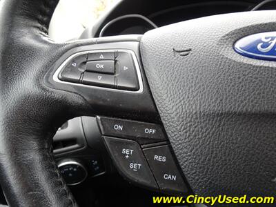 2015 Ford Focus SE   - Photo 21 - Cincinnati, OH 45255