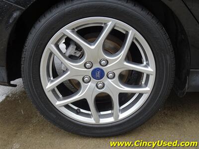 2015 Ford Focus SE   - Photo 30 - Cincinnati, OH 45255