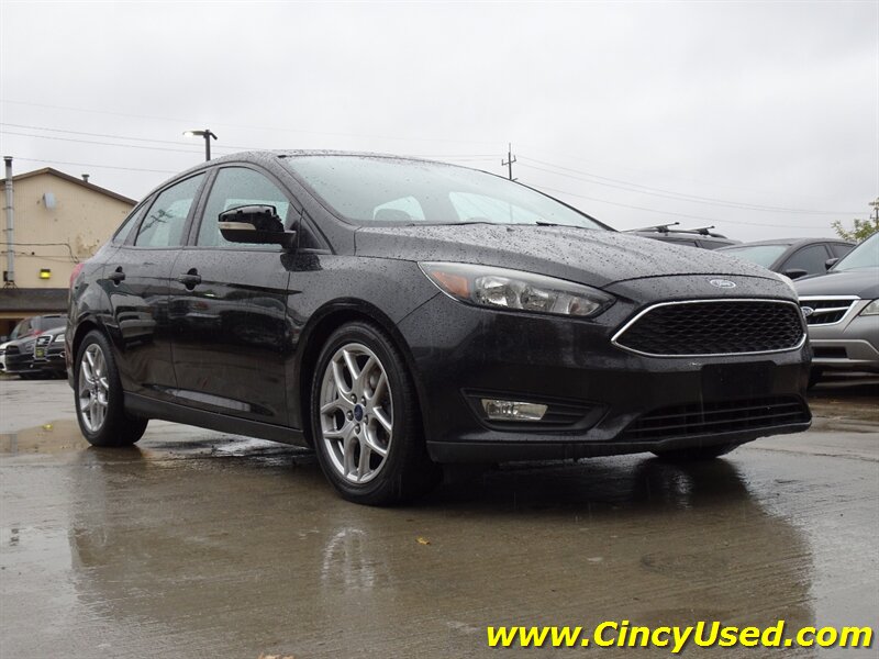 2015 Ford Focus SE   - Photo 4 - Cincinnati, OH 45255