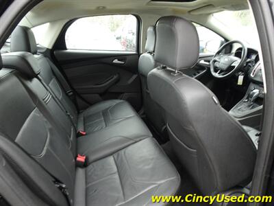 2015 Ford Focus SE   - Photo 14 - Cincinnati, OH 45255