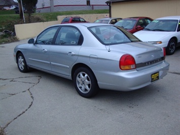 2001 Hyundai Sonata GLS   - Photo 4 - Cincinnati, OH 45255