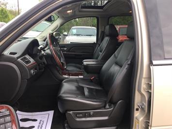 2007 Cadillac Escalade ESV   - Photo 15 - Cincinnati, OH 45255