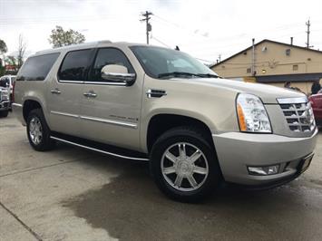 2007 Cadillac Escalade ESV   - Photo 10 - Cincinnati, OH 45255