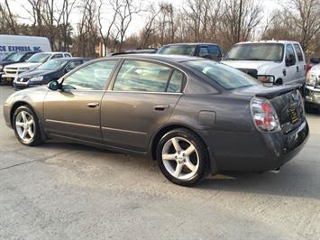 2006 Nissan Altima 3.5 SL   - Photo 4 - Cincinnati, OH 45255