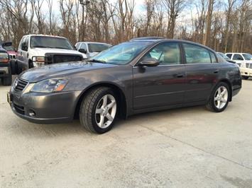 2006 Nissan Altima 3.5 SL   - Photo 11 - Cincinnati, OH 45255