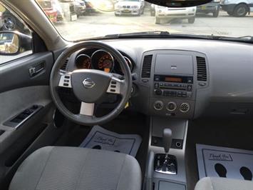 2006 Nissan Altima 3.5 SL   - Photo 7 - Cincinnati, OH 45255