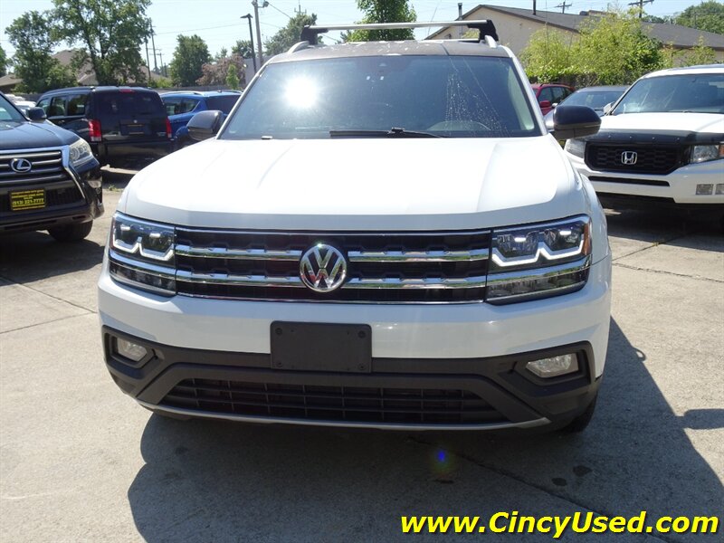 2018 Volkswagen Atlas V6 SE 4Motion - Photo 2 - Cincinnati, OH 45255